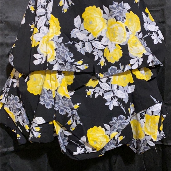 💛❤️DRESS ❤️💛 - Picture 3 of 12